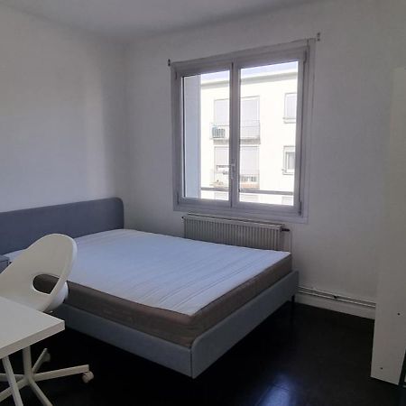 Appartement Calme 3 Chambres Avec Lit Double Wifi - Parking Facile Vandoeuvre-lès-Nancy Dış mekan fotoğraf