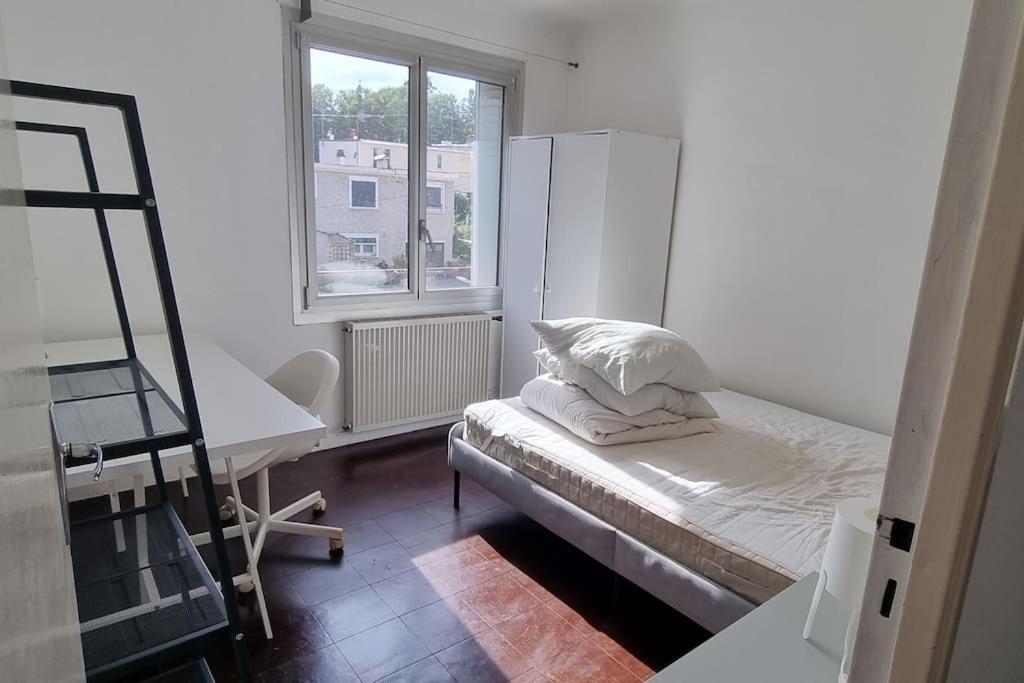 Appartement Calme 3 Chambres Avec Lit Double Wifi - Parking Facile Vandoeuvre-lès-Nancy Dış mekan fotoğraf